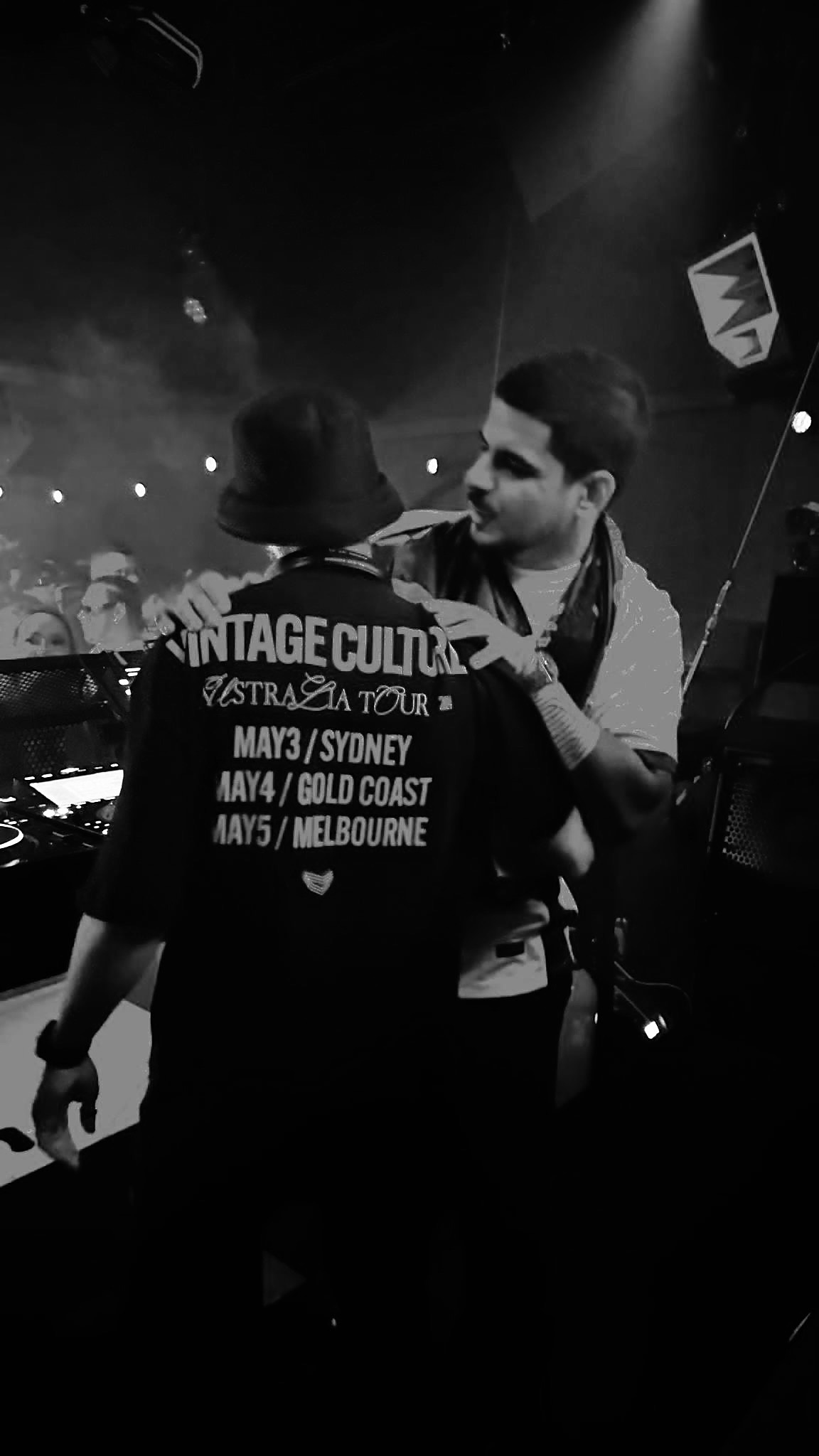 Vintage Culture backstage, Australia tour